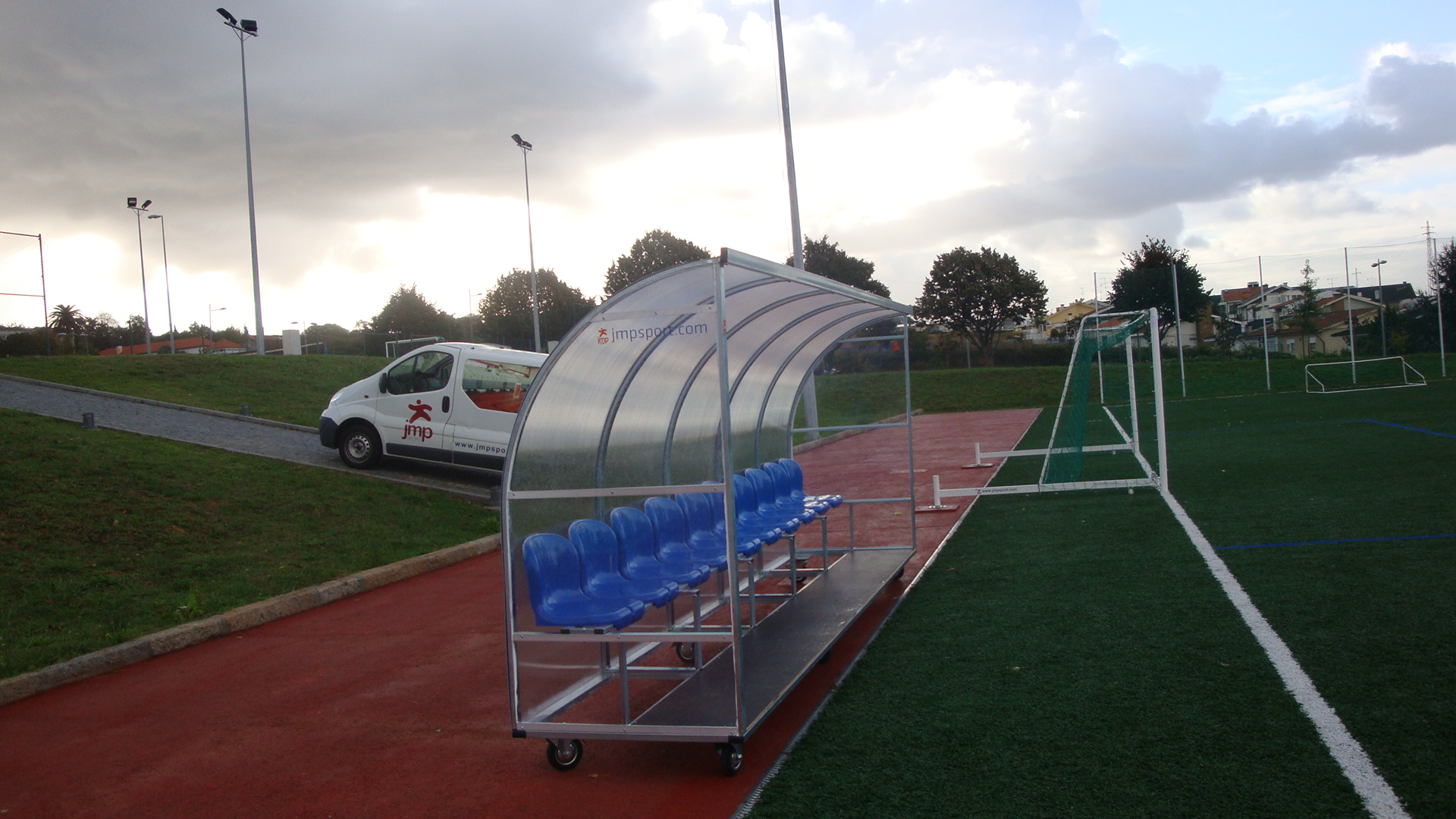 Banco de suplentes - Image 4