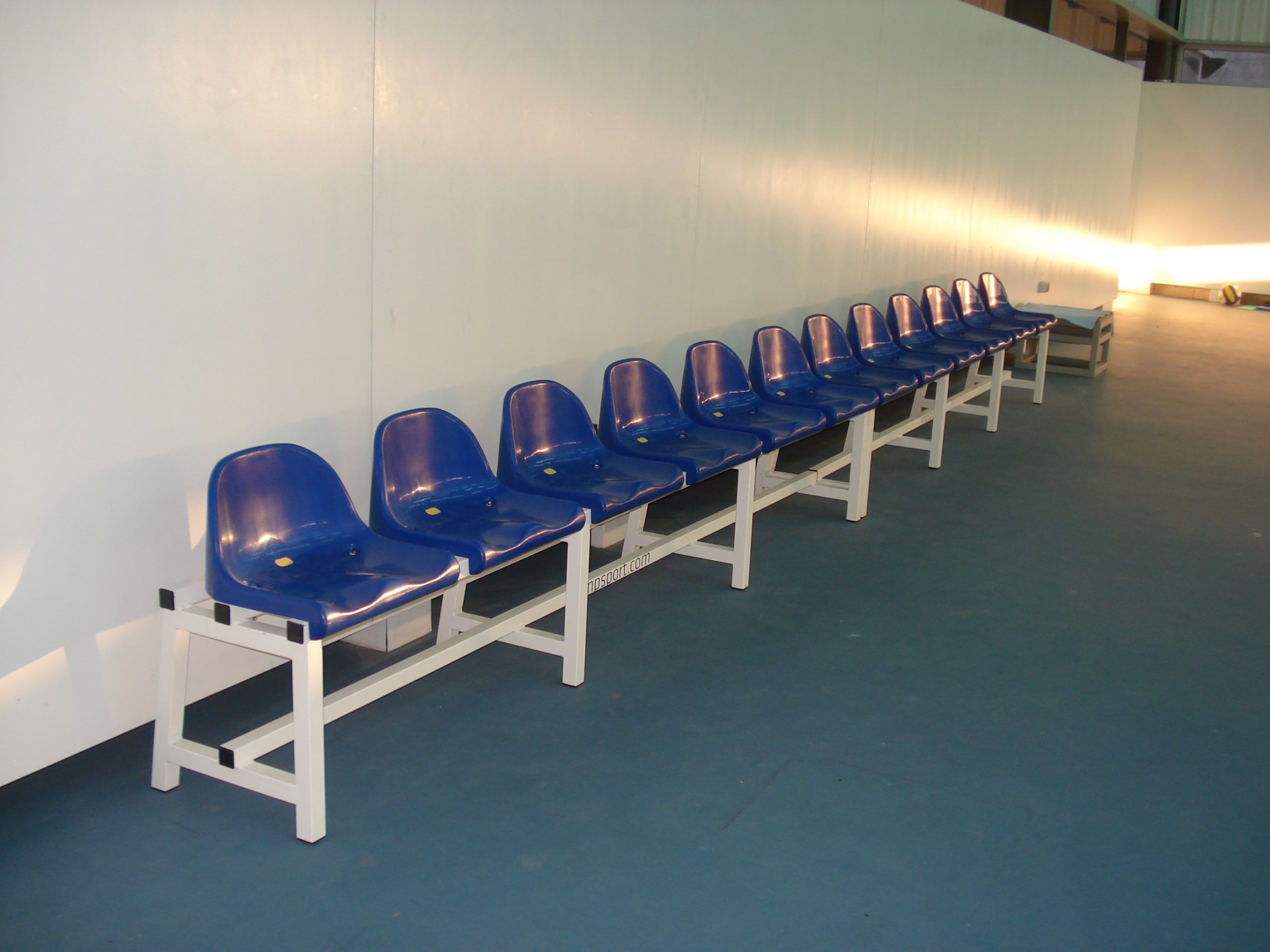 Banco de Suplentes de 6 lugares - Image 3